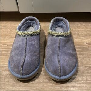 Ugg Tasman Slippers Cornflower Size 8 GUC!